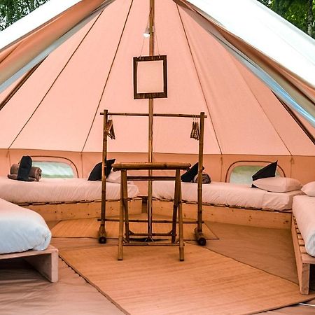 ホテルLodg'Ing Secret Camp Ariege Lordat エクステリア 写真